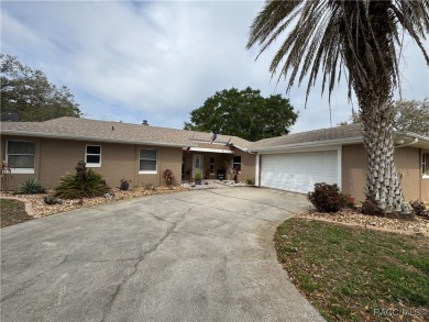 3-Bedroom, 2-Bath Pool Home in Crystal River just waiting for on Plantation Inn and Golf Resort  in Florida - for sale on GolfHomes.com, golf home, golf lot
