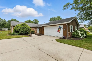 All on ONE LEVEL Ranch in the Sought after Arlington Park on Arlington Park Association in Indiana - for sale on GolfHomes.com, golf home, golf lot