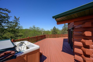 Welcome to the golf lodge! Rustic 4 bed, 2 bath Galena Territory on Eagle Ridge Inn and Resort in Illinois - for sale on GolfHomes.com, golf home, golf lot