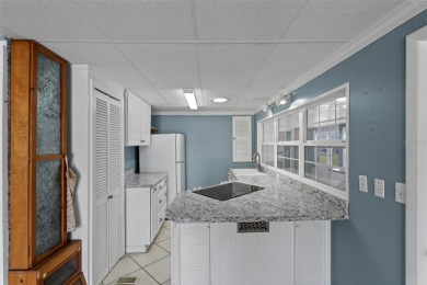 Lovely 2 Bedroom, 2 Bathroom mobile home in High Point, a on High Point Golf Club, Inc. in Florida - for sale on GolfHomes.com, golf home, golf lot