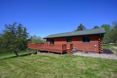 Welcome to the golf lodge! Rustic 4 bed, 2 bath Galena Territory on Eagle Ridge Inn and Resort in Illinois - for sale on GolfHomes.com, golf home, golf lot