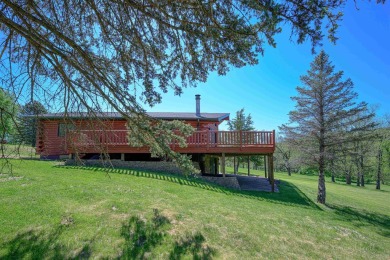 Welcome to the golf lodge! Rustic 4 bed, 2 bath Galena Territory on Eagle Ridge Inn and Resort in Illinois - for sale on GolfHomes.com, golf home, golf lot
