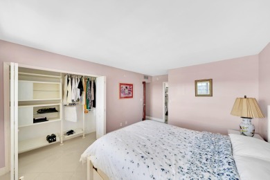 Welcome to this beautifully updated 2-bedroom, 2-bathroom condo on Palm-Aire Country Club and Resort - Palms in Florida - for sale on GolfHomes.com, golf home, golf lot