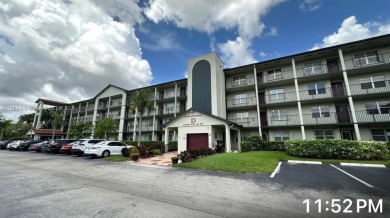 A NICELY maintained 2 bed/2 bath WATER FRONT HOME, Featuring on Flamingo Lakes Country Club in Florida - for sale on GolfHomes.com, golf home, golf lot