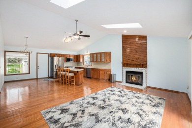 If you've been waiting for an ideal ranch to become available in on The Fountains Golf Club in Michigan - for sale on GolfHomes.com, golf home, golf lot