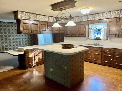 Don't miss out on this amazing home located at the Bald Knob on Bald Knob Country Club in Arkansas - for sale on GolfHomes.com, golf home, golf lot