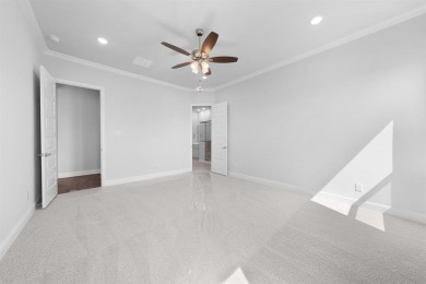 MLS# 20812542 - Built by Altura Homes - Ready Now! ~ This on Heath Golf and Yacht Club in Texas - for sale on GolfHomes.com, golf home, golf lot