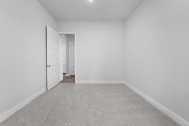 MLS# 20812542 - Built by Altura Homes - Ready Now! ~ This on Heath Golf and Yacht Club in Texas - for sale on GolfHomes.com, golf home, golf lot