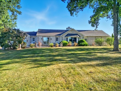 8 Country Club Drive offers timeless elegance with direct on Mexico Country Club in Missouri - for sale on GolfHomes.com, golf home, golf lot