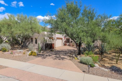 Welcome to this spectacular home in the Catalinas.  Say hello to on Arizona National Golf Club in Arizona - for sale on GolfHomes.com, golf home, golf lot