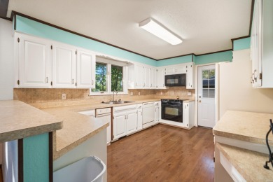13 Ensenada is located on the 18th fairway of the beautiful De on DeSoto Golf Course in Arkansas - for sale on GolfHomes.com, golf home, golf lot
