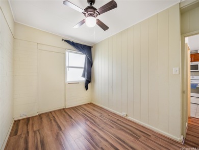 Full of opportunity! 45-245 Iole Street is a 10-unit apartment on Bayview Golf Park in Hawaii - for sale on GolfHomes.com, golf home, golf lot