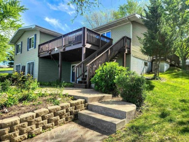 Welcome to your perfect retreat in the highly desirable Lake on Lake Carroll Golf Course in Illinois - for sale on GolfHomes.com, golf home, golf lot