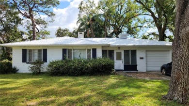 Under contract-accepting backup offers. Charming Original Forest on Babe Zaharias Golf Course in Florida - for sale on GolfHomes.com, golf home, golf lot