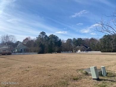 Buildable Corner Lot in Randolph Village of the Gated Community on Sound Golf Links at Albemarle Plantation in North Carolina - for sale on GolfHomes.com, golf home, golf lot