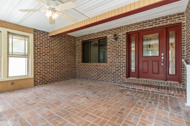 Welcome Home to 72 Country Club Drive!  This classic 3-bedroom on Brierwood Golf Club in North Carolina - for sale on GolfHomes.com, golf home, golf lot