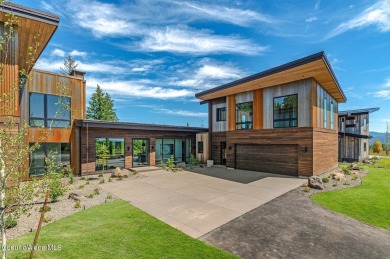 BRAND NEW MOUNTAIN MODERN HOME AT CDA NATIONAL RESERVE on CDA National Golf Course in Idaho - for sale on GolfHomes.com, golf home, golf lot