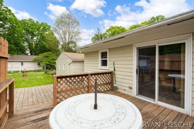 Charming 3-bedroom, 2-bath ranch-style home with full basement on L.E. Kaufman Golf Course in Michigan - for sale on GolfHomes.com, golf home, golf lot