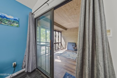 Resort community living is waiting for you.  This 2bd/2ba condo on Harbour Point Golf Club in North Carolina - for sale on GolfHomes.com, golf home, golf lot