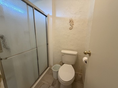 Looking for a great value in Rolling Greens Village? Then, this on Rolling Greens Executive Golf Community in Florida - for sale on GolfHomes.com, golf home, golf lot