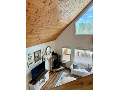 Golfers Getaway, easy access to McCalls best golf course, hop on on McCall Municipal Golf Course in Idaho - for sale on GolfHomes.com, golf home, golf lot