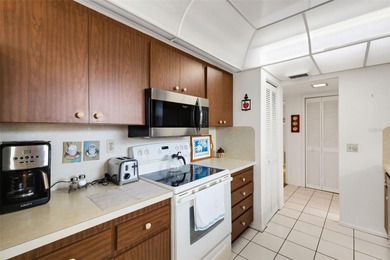 Welcome to beautiful Sun City Center, a premier 55+ golf cart on North Lakes Golf Course in Florida - for sale on GolfHomes.com, golf home, golf lot