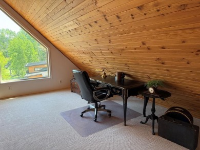 Golfers Getaway, easy access to McCalls best golf course, hop on on McCall Municipal Golf Course in Idaho - for sale on GolfHomes.com, golf home, golf lot