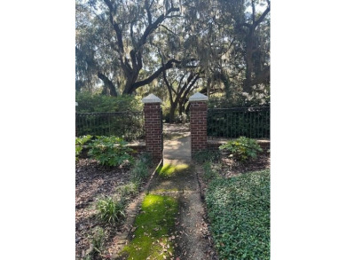 A chance to build near the beach yet without the flood on Kiawah Island Resort - Oak Point in South Carolina - for sale on GolfHomes.com, golf home, golf lot
