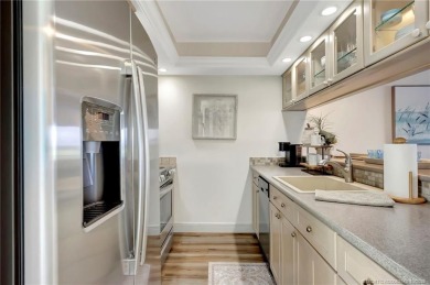 Beautifully updated 1BD/1.5BA condo in Inlet Village with lake on Ocean Club At the Hutchinson Island Beach Resort in Florida - for sale on GolfHomes.com, golf home, golf lot