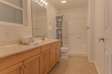 Welcome home! Located in the desirable Discovery Harbor on Discovery Harbour Golf Course in Hawaii - for sale on GolfHomes.com, golf home, golf lot