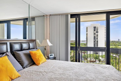 MOTIVATED SELLER! Welcome to the Lincoln Tower, this 3 bed, 2 on The President Country Club in Florida - for sale on GolfHomes.com, golf home, golf lot