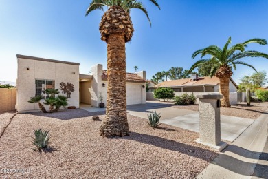 Say hello to your next happy place! Inside, you'll be greeted by on Sun Lakes Country Club in Arizona - for sale on GolfHomes.com, golf home, golf lot
