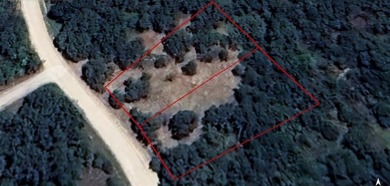 Nice level cleared off half acre lot with mature oak trees on Nocona Hills Golf Course in Texas - for sale on GolfHomes.com, golf home, golf lot