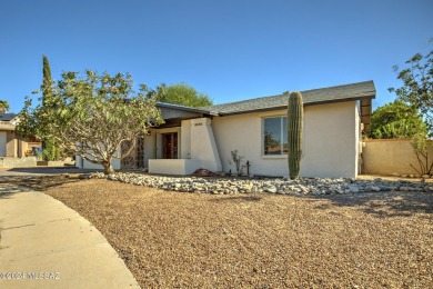 Range price $315,000 to $335,000. Seller will accept or counter on Rolling Hills Golf Course in Arizona - for sale on GolfHomes.com, golf home, golf lot