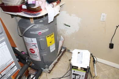 Welcome to an incredible opportunity to own in The Landings on The Landings Yacht, Golf and Tennis Club in Florida - for sale on GolfHomes.com, golf home, golf lot