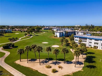 Move-in ready 2 bedroom, 2 bathroom TURNKEY condo with a on Seven Lakes Golf and Tennis Community in Florida - for sale on GolfHomes.com, golf home, golf lot