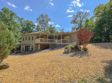 This beautifully updated and meticulously maintained golf course on Magellan Golf Course in Arkansas - for sale on GolfHomes.com, golf home, golf lot