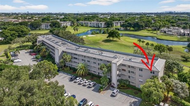 NEWLY RENOVATED EXTRA LARGE CORNER 2BR/2BATH CONDO IN THE SOUGHT on Wynmoor Golf Course in Florida - for sale on GolfHomes.com, golf home, golf lot