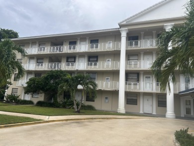 Motivated Sellers!  One of the most spacious condos available on Bear Lakes Country Club in Florida - for sale on GolfHomes.com, golf home, golf lot