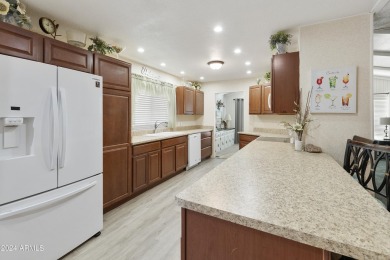 Charming 2BR, 2BA home with a ''beachy'' vibe in the active on Sun Lakes Country Club in Arizona - for sale on GolfHomes.com, golf home, golf lot