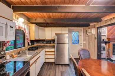 Charming 3-Bedroom, 2-Bath Hideout Home - Perfect Starter on The Hideout Golf in Pennsylvania - for sale on GolfHomes.com, golf home, golf lot