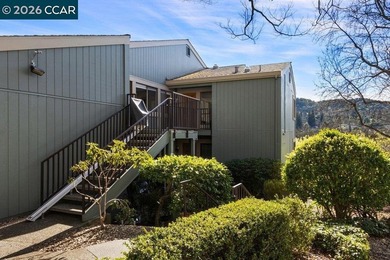 Located in desirable lagoon entry 1. PINEHURST condo upper end on Rossmoor Golf Course in California - for sale on GolfHomes.com, golf home, golf lot