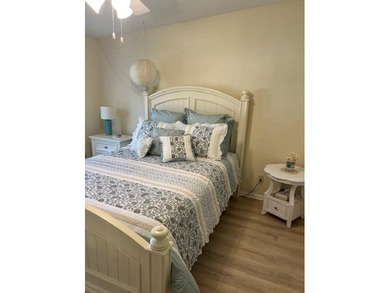 SELLER WILL PAY FIRST YEAR LAND OF LEASE, present rate. Welcome on Savanna Golf Club in Florida - for sale on GolfHomes.com, golf home, golf lot