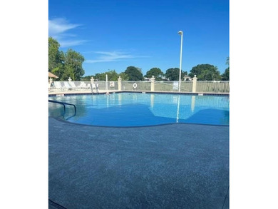 SELLER WILL PAY FIRST YEAR LAND OF LEASE, present rate. Welcome on Savanna Golf Club in Florida - for sale on GolfHomes.com, golf home, golf lot