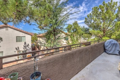 IT'S SUMMERLIN!!!!! Welcome to this beautiful 2-bedroom, 2-bath on TPC at Summerlin in Nevada - for sale on GolfHomes.com, golf home, golf lot