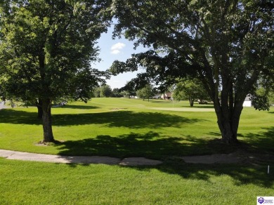 Custom build ranch home on beautiful Etown country club, home on Elizabethtown Country Club in Kentucky - for sale on GolfHomes.com, golf home, golf lot
