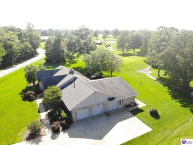 Custom build ranch home on beautiful Etown country club, home on Elizabethtown Country Club in Kentucky - for sale on GolfHomes.com, golf home, golf lot