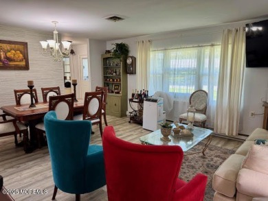 Welcome to this well-maintained Baronet model nestled in the on Greenbriar Woodlands in New Jersey - for sale on GolfHomes.com, golf home, golf lot