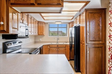 Welcome to easy living in the highly sought-after 55+ community on St. George Golf Course in Utah - for sale on GolfHomes.com, golf home, golf lot