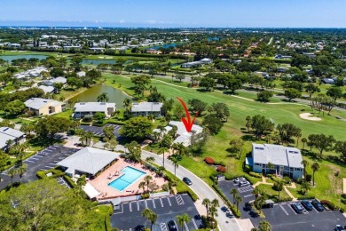 Sun-filled 2-bedroom villa with views of the golf course on Hunters Run Golf and Country Club in Florida - for sale on GolfHomes.com, golf home, golf lot